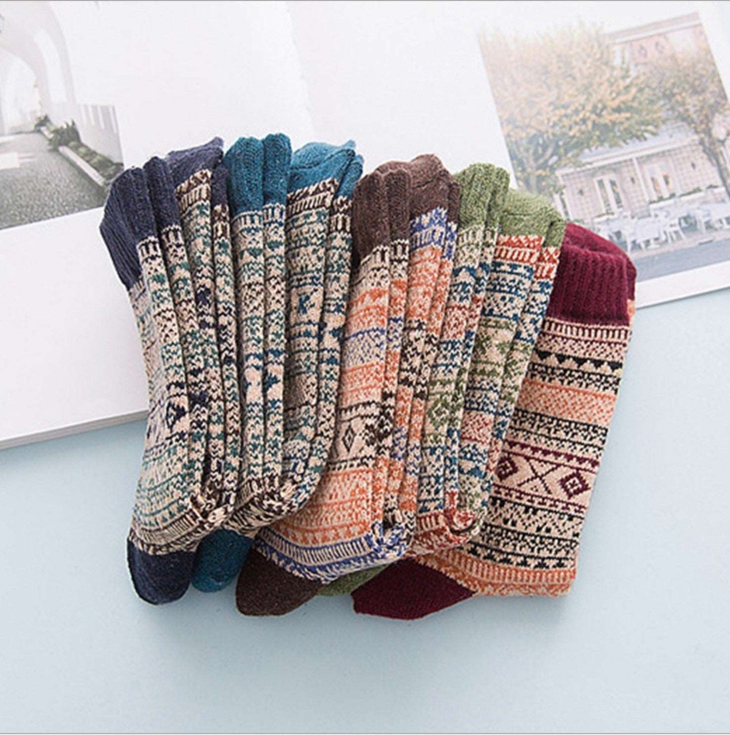 Autumn Winter Women Men's Socks Thicken Sheep's Wool Socks Warm Retro Style Colorful Ethnic Style Fashion Breathable Man Socks