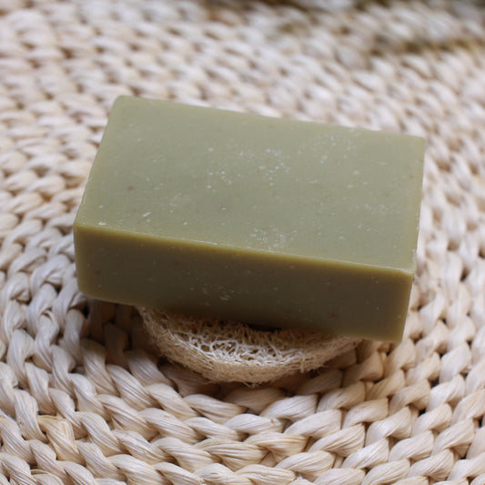 Handmade Melissa Spirulina Cold Process Soap for Skin Brighten Face Cleaning